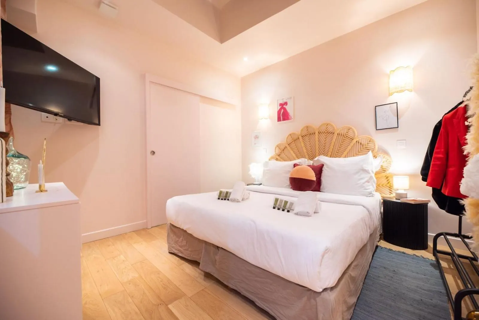 Vivez Le Paris D'Emily In Paris Apartment 0*,